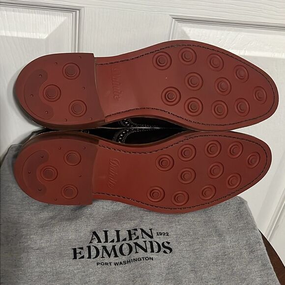 🔥🔥 ALLEN EDMONDS Strandmok Cap-toe Oxford Dainite Rubber Sole 9.5B - PERFECT - Picture 9 of 16